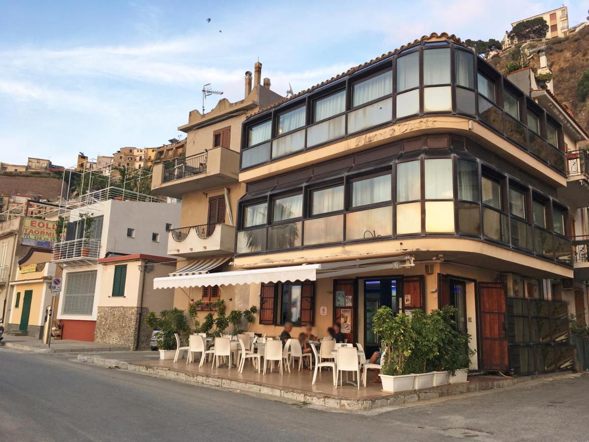 Bb Oasis Bed & Breakfast Scilla Exterior photo